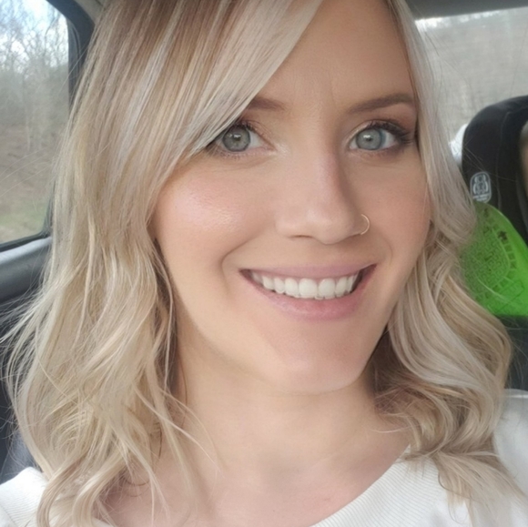 Meet the Posher Other - Meet your Posher, Rachel